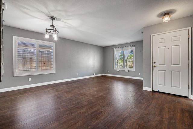 1904 St Peters St, Modesto, CA 95355