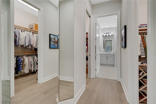 6253 Antigua WAY, Naples, FL 34113