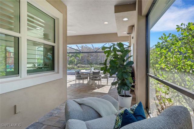 6253 Antigua WAY, Naples, FL 34113