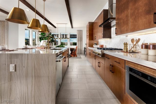 5721 Kings Bluff Avenue, Las Vegas, NV 89131