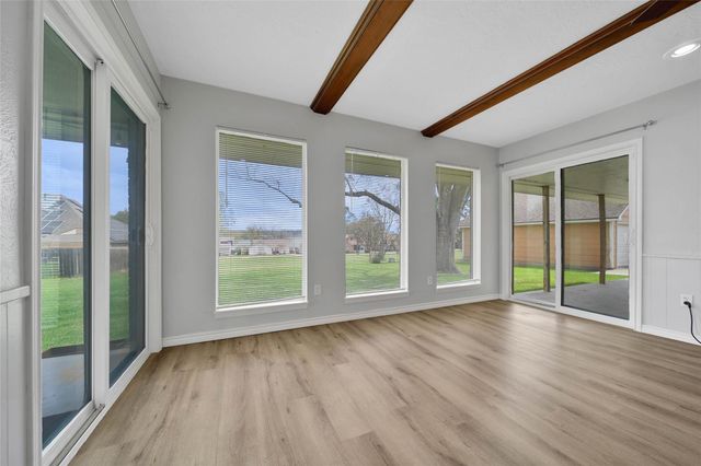 9898 Twin Shores Drive, Willis, TX 77318