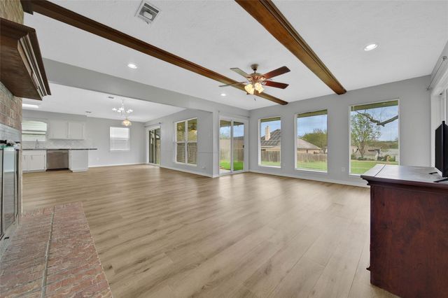 9898 Twin Shores Drive, Willis, TX 77318