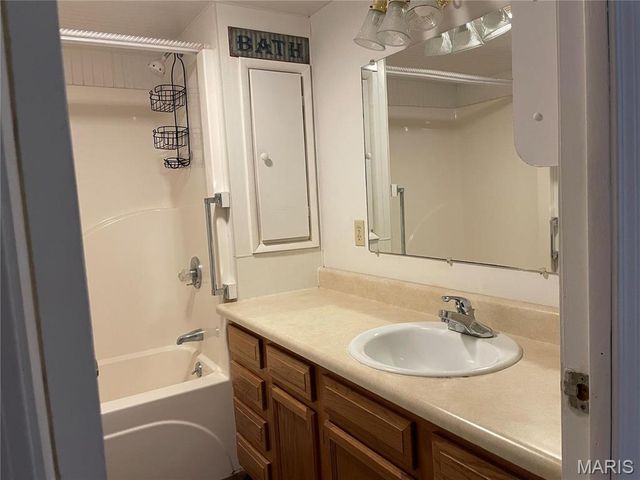 104 Aztec Drive, Piedmont, MO 63957