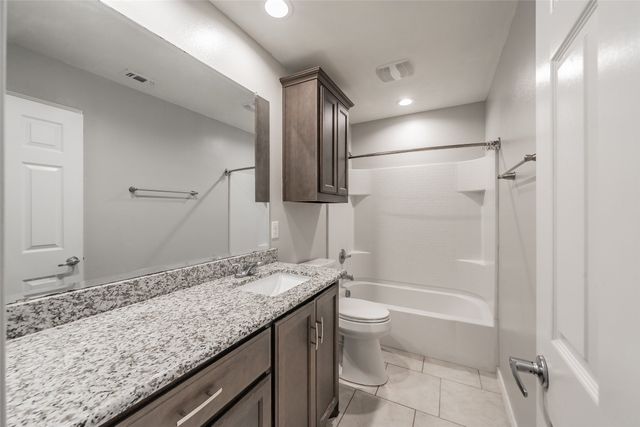 11808 Castleford Way, Fort Worth, TX 76036