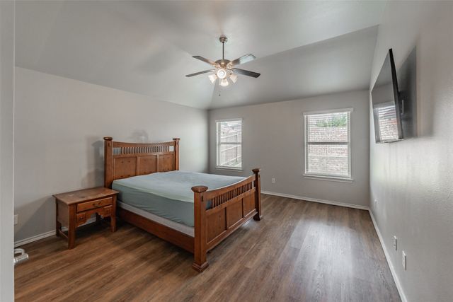11808 Castleford Way, Fort Worth, TX 76036