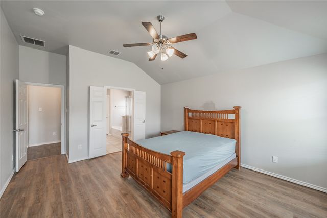 11808 Castleford Way, Fort Worth, TX 76036