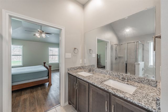 11808 Castleford Way, Fort Worth, TX 76036