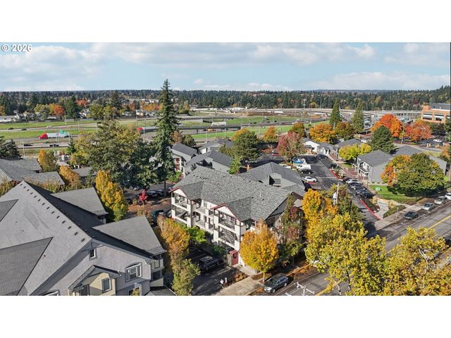 737 Ne 99TH Ave 15, Portland, OR 97220