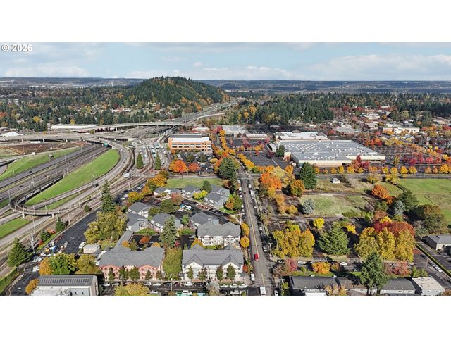 737 Ne 99TH Ave 15, Portland, OR 97220