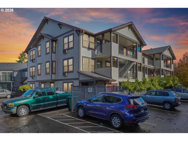 737 Ne 99TH Ave 15, Portland, OR 97220