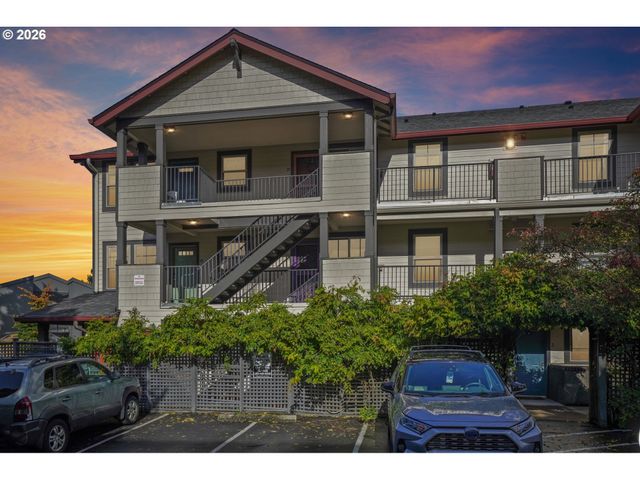737 Ne 99TH Ave 15, Portland, OR 97220