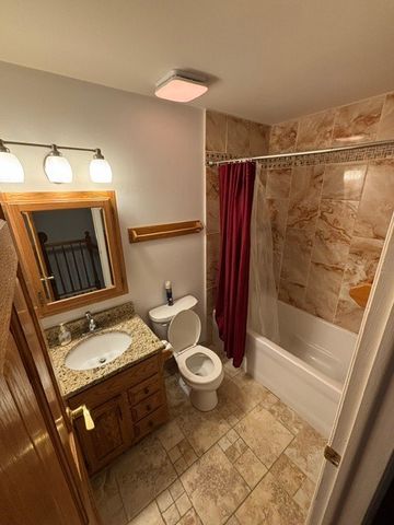 5953 Oakwood Drive, Lisle, IL 60532