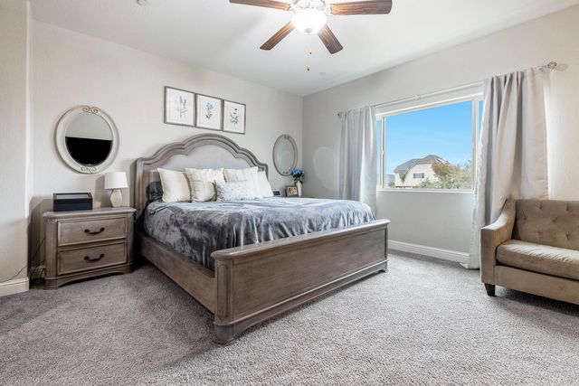 4085 Alamos Avenue, Clovis, CA 93619