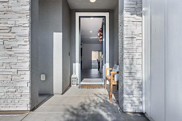 4085 Alamos Avenue, Clovis, CA 93619