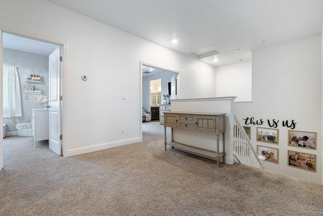 4085 Alamos Avenue, Clovis, CA 93619