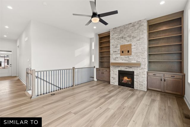 915 NW Rolland Road, Waukee, IA 50263