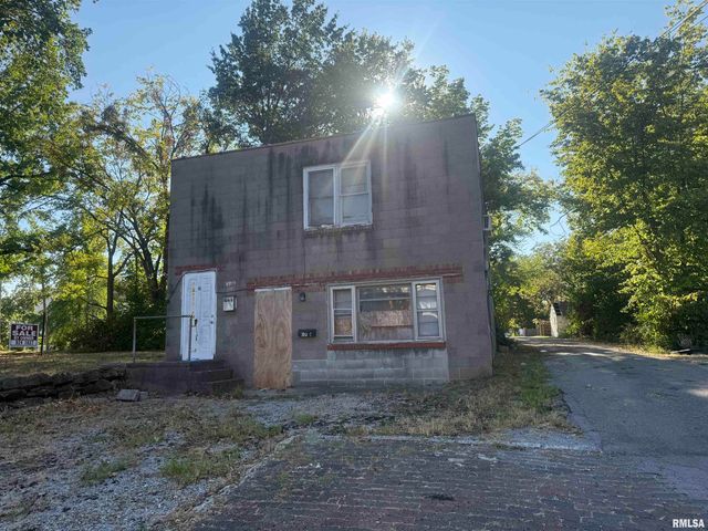 604 S Rawlings Street, Carbondale, IL 62901