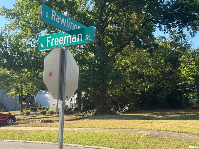 604 S Rawlings Street, Carbondale, IL 62901