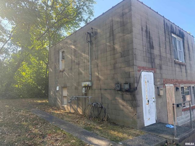 604 S Rawlings Street, Carbondale, IL 62901