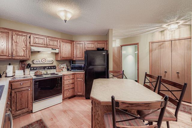 104 South Drive, Circle Pines, MN 55014