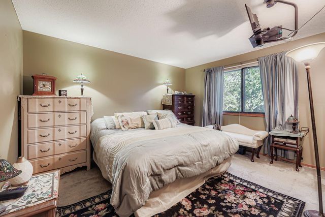 104 South Drive, Circle Pines, MN 55014