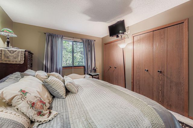 104 South Drive, Circle Pines, MN 55014