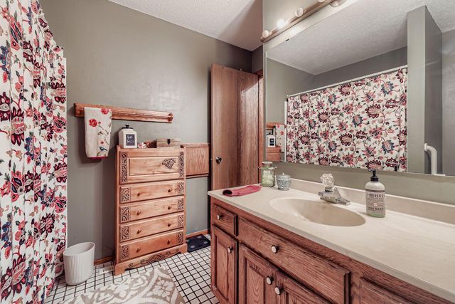 104 South Drive, Circle Pines, MN 55014