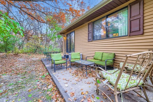 104 South Drive, Circle Pines, MN 55014