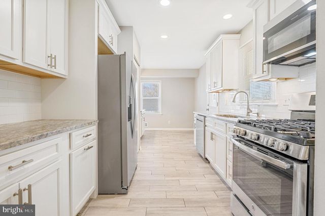 7 CEDAR BLUFF CT, Baltimore, MD 21228