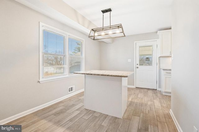 7 CEDAR BLUFF CT, Baltimore, MD 21228