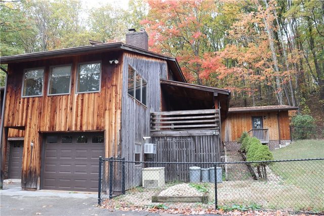 232 Red Arrow Rd, Ligonier Twp, PA 15658