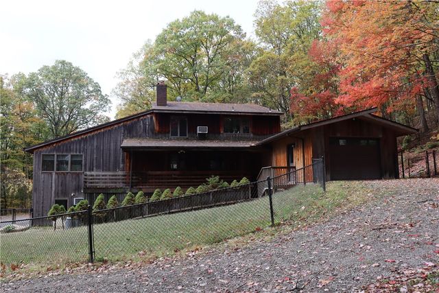 232 Red Arrow Rd, Ligonier Twp, PA 15658