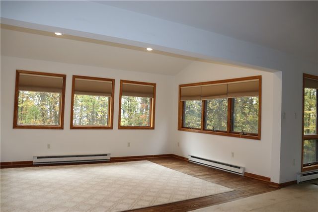 232 Red Arrow Rd, Ligonier Twp, PA 15658