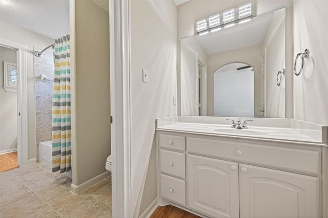 12550 Country Arbor Lane, Houston, TX 77041