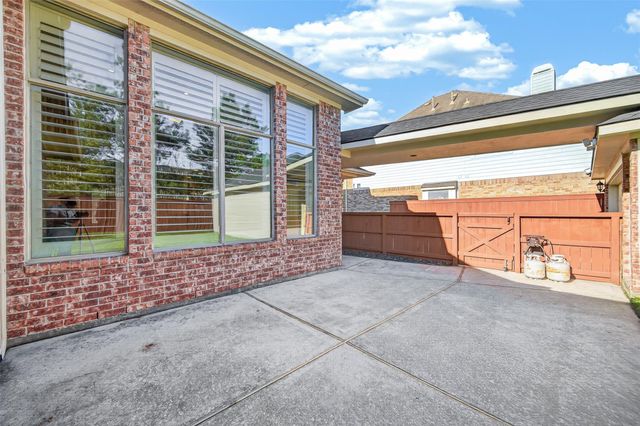 12550 Country Arbor Lane, Houston, TX 77041