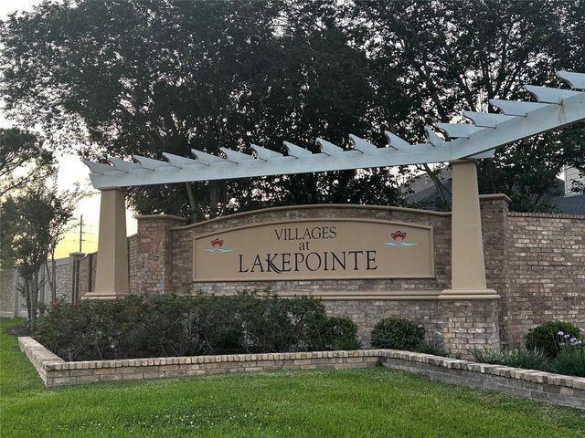 12550 Country Arbor Lane, Houston, TX 77041