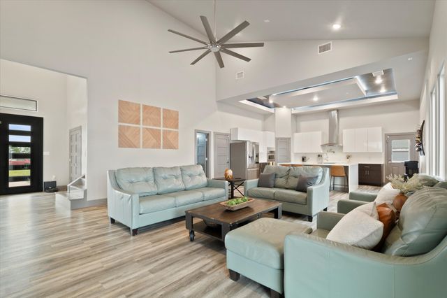 1595 Bledsoe Road, Gunter, TX 75058