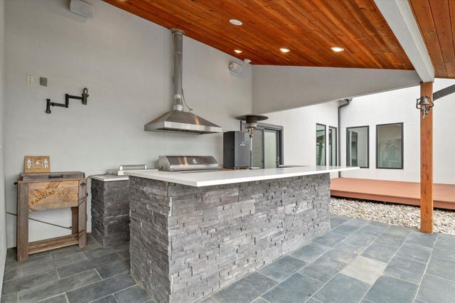 1595 Bledsoe Road, Gunter, TX 75058