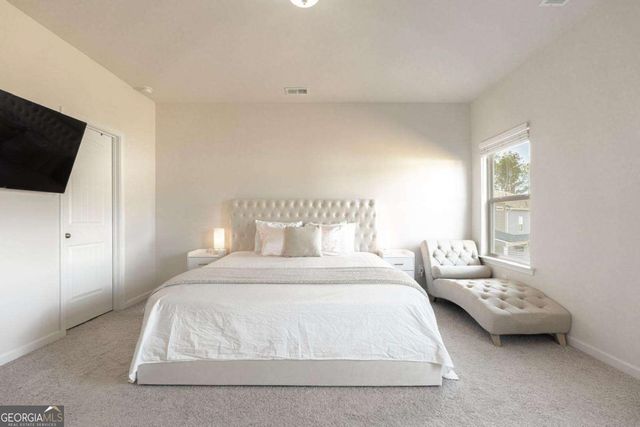 1135 Chastain Drive, Sugar Hill, GA 30518