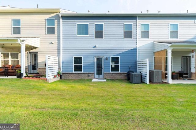 1135 Chastain Drive, Sugar Hill, GA 30518