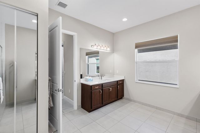 11974 SW Laguna Bay Parkway, Port St Lucie, FL 34987