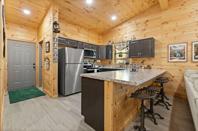 271 Lookout Lane, Jeffersonville, KY 40337