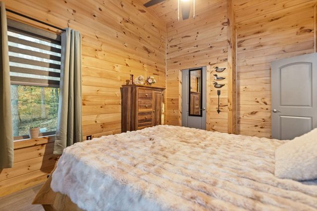 271 Lookout Lane, Jeffersonville, KY 40337