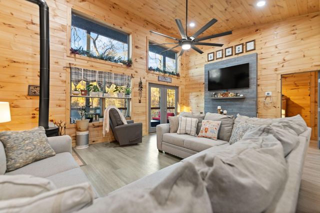 271 Lookout Lane, Jeffersonville, KY 40337