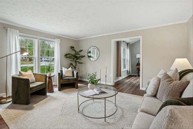 137 Peele Road, Nashua, NH 03062