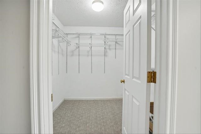 137 Peele Road, Nashua, NH 03062
