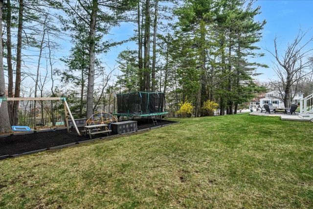 137 Peele Road, Nashua, NH 03062