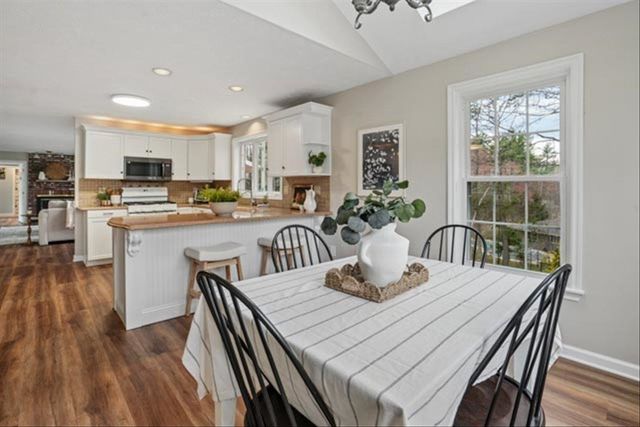 137 Peele Road, Nashua, NH 03062