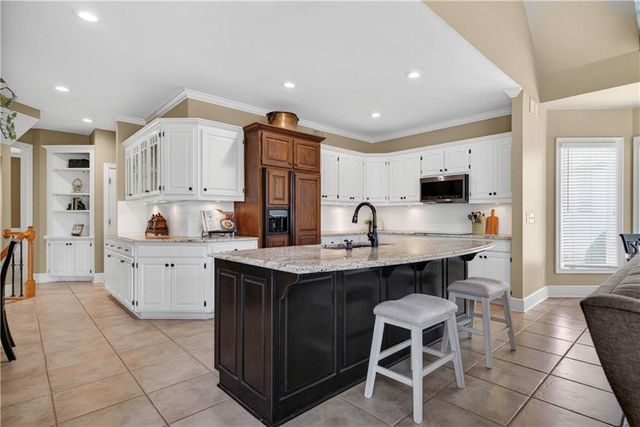 5903 W 145 Terrace, Overland Park, KS 66223
