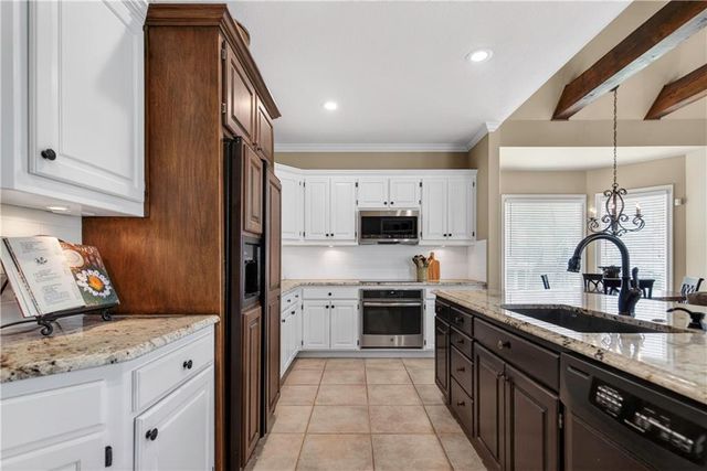 5903 W 145 Terrace, Overland Park, KS 66223